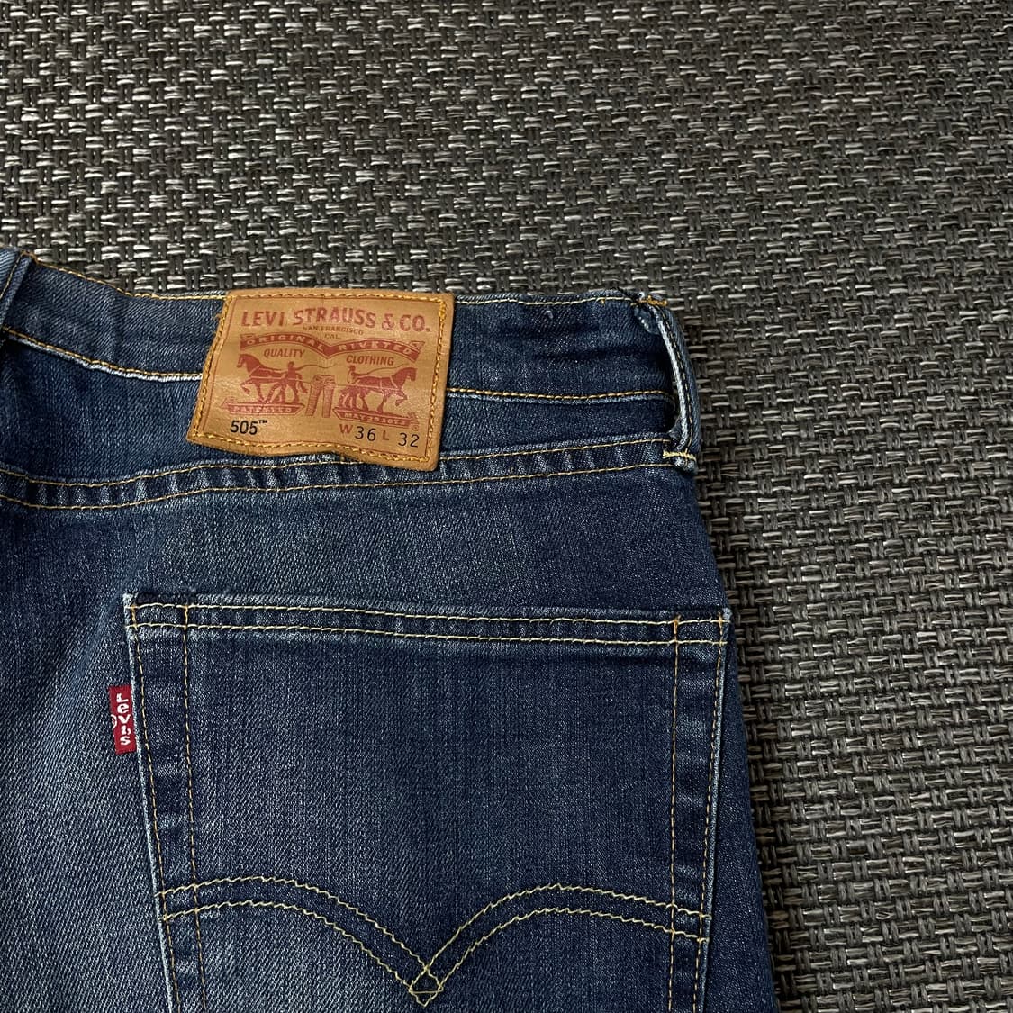 (36) 리바이스 505 중청 워싱 데님 팬츠 상품이미지8