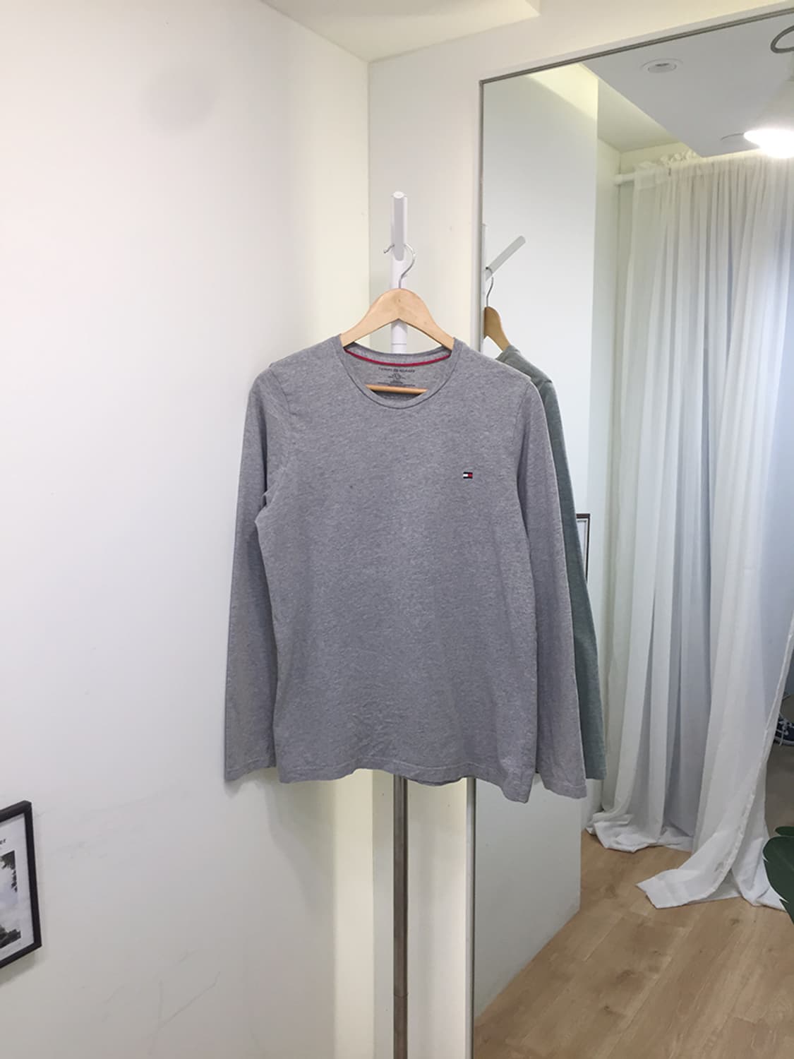 Women Tommy Hilfiger  Sleeve T-shirt 100 상품이미지5