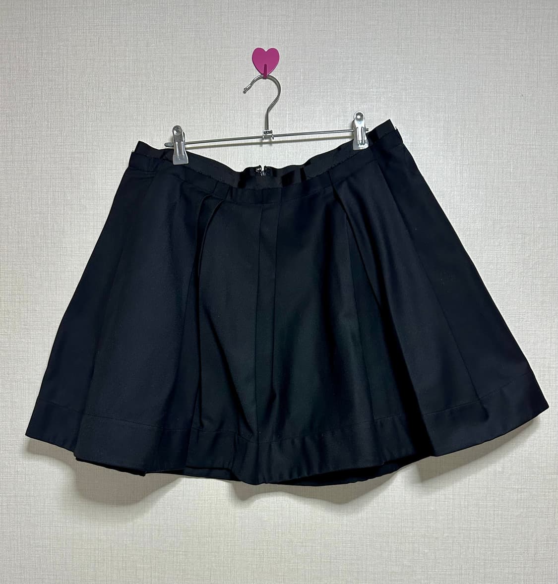 코스  COS 디컨스트럭티드 플리티드 스커트 블랙 42 상품이미지2