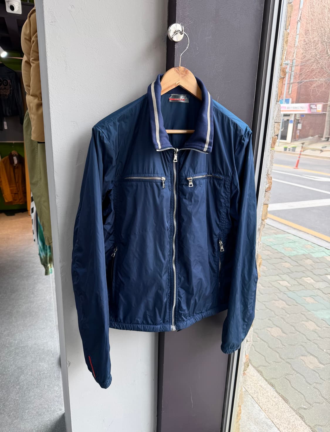 50/ 프라다 스포츠 레드탭 리버시블 집업 자켓 상품이미지2