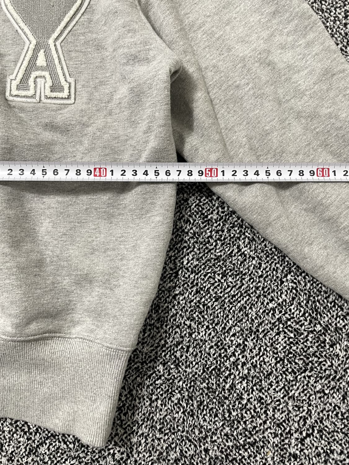 빈티지9. 아미 AMI 시그니처 빅 하트로고 스웻셔츠 맨투맨 그레이 상품이미지6