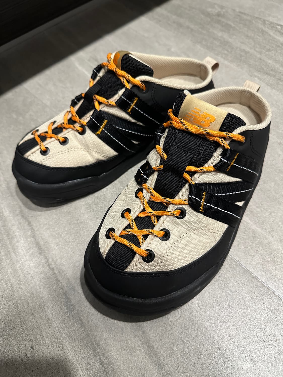 뉴발란스 CRV 뮬 V2 옐로우 250 상품이미지1