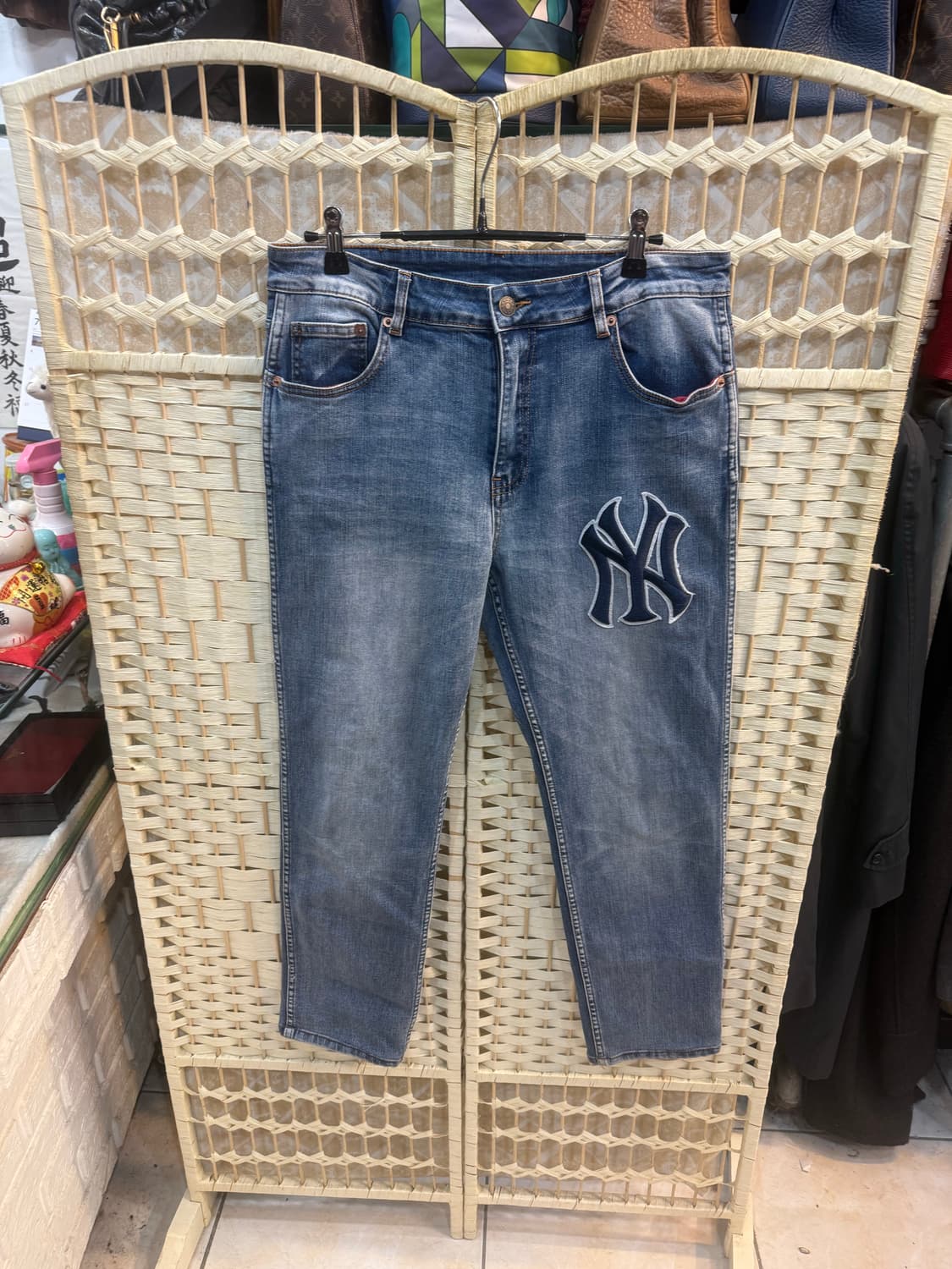 32 정품 구찌+mlb 데님바지 팝니다 상품이미지1