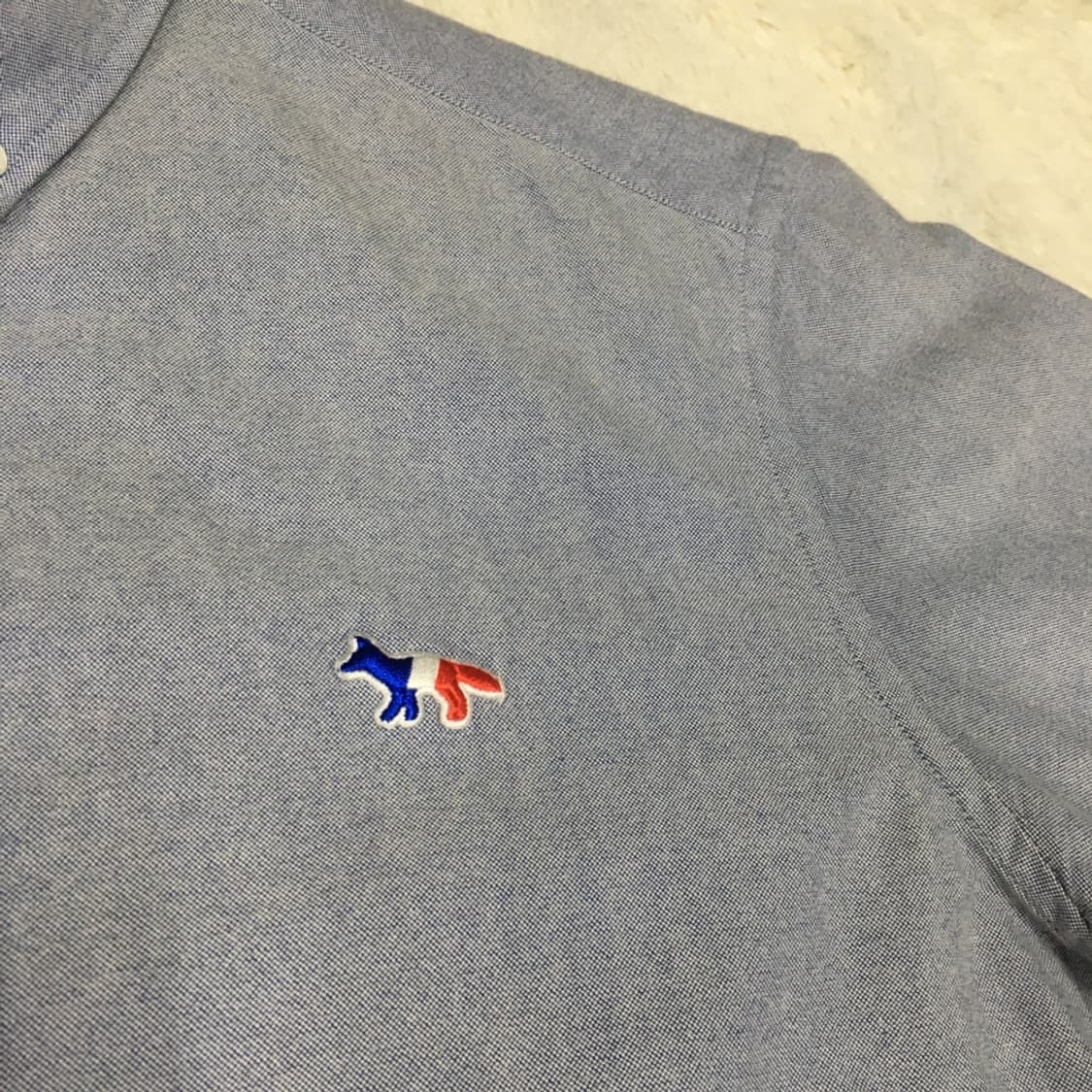 메종키츠네 트리컬러 폭스패치 셔츠  DD01 상품이미지2