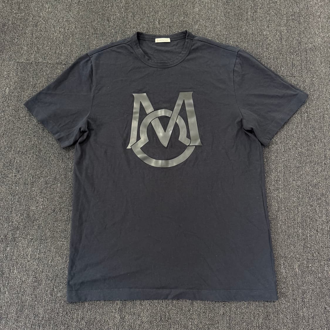 몽클레어 고무 로고 반팔티  상품이미지1