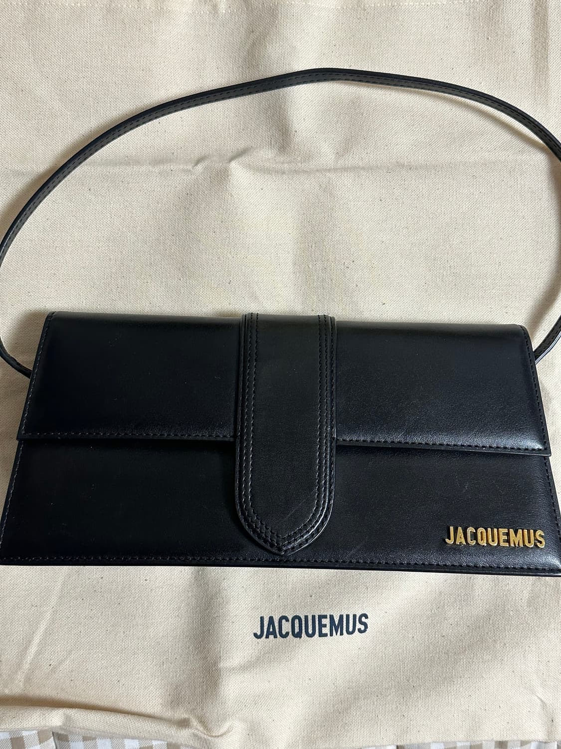 자크뮈스 르 밤비노 블랙 숄더백 상품이미지1