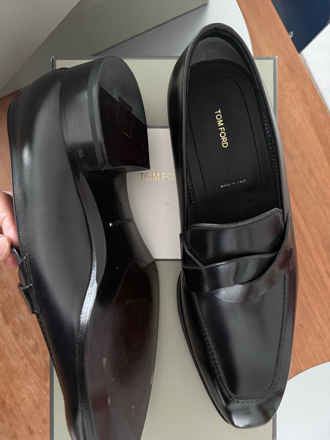 톰포드 엘칸 트위스트로퍼 상품이미지3