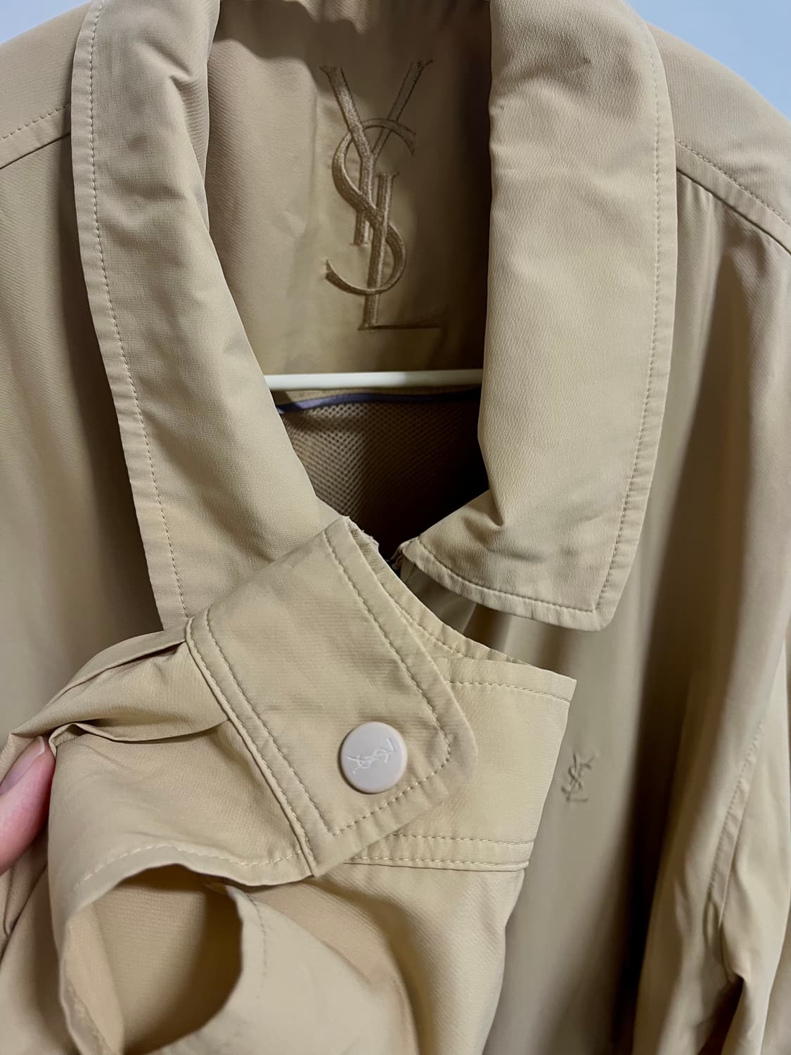 입생로랑 바람막이 베이지 상품이미지8