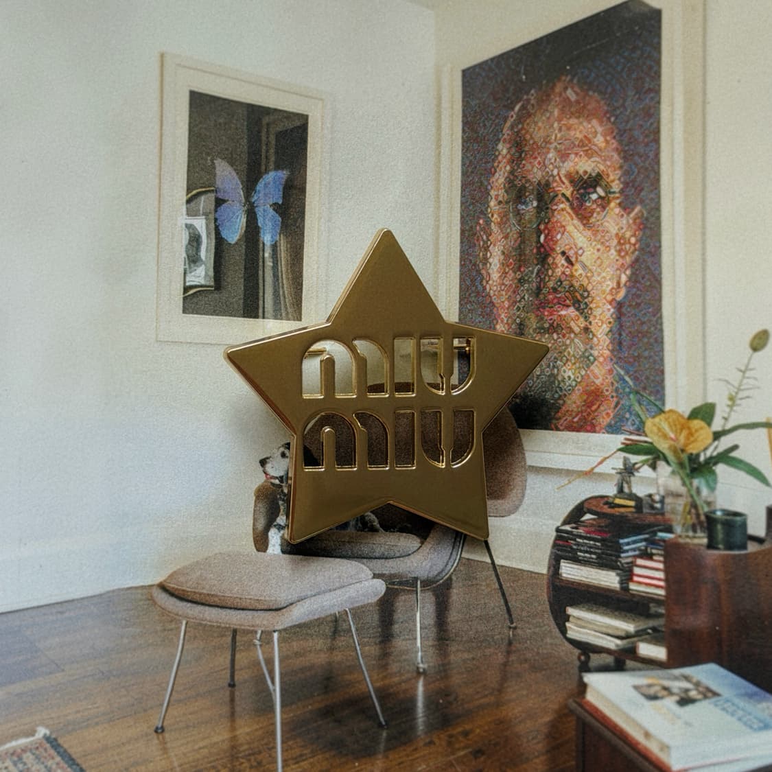 미우미우 레트로 스타 빅 골드 브로치 상품이미지1