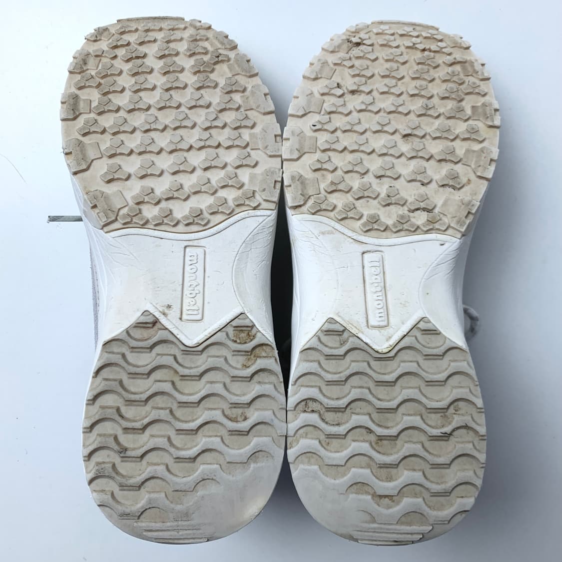 [230/정품] 몽벨 스웨이드 여성 트레킹화 운동화 신발
 상품이미지6