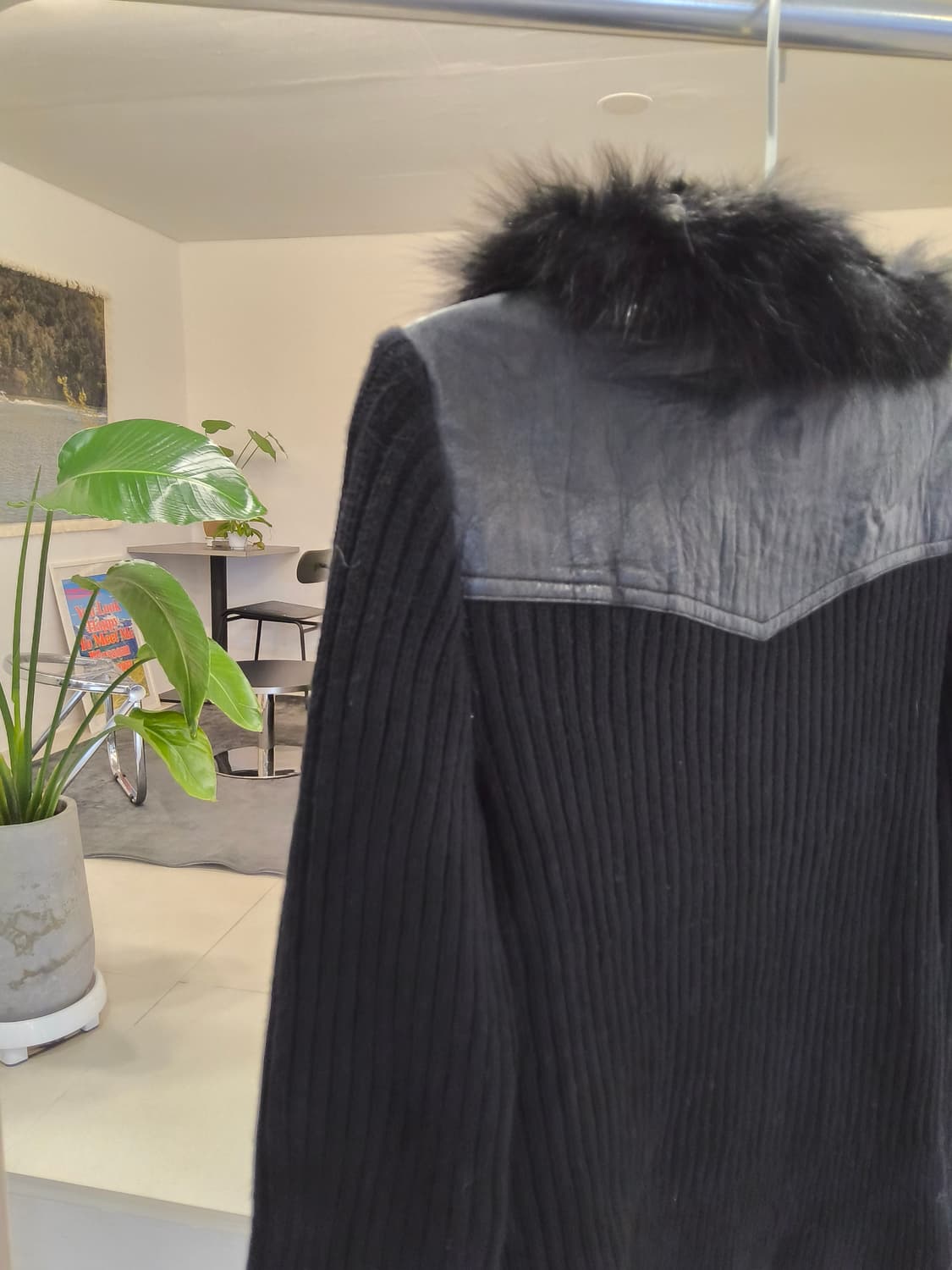 블랙 퍼 트리밍  니트 집업 가디건 상품이미지3