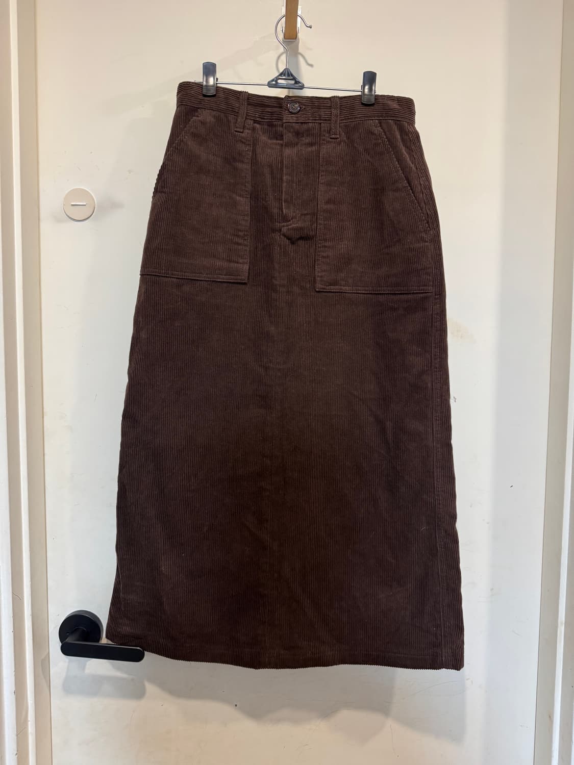 파사드패턴 퍼티그 코듀로이 스커트 상품이미지4