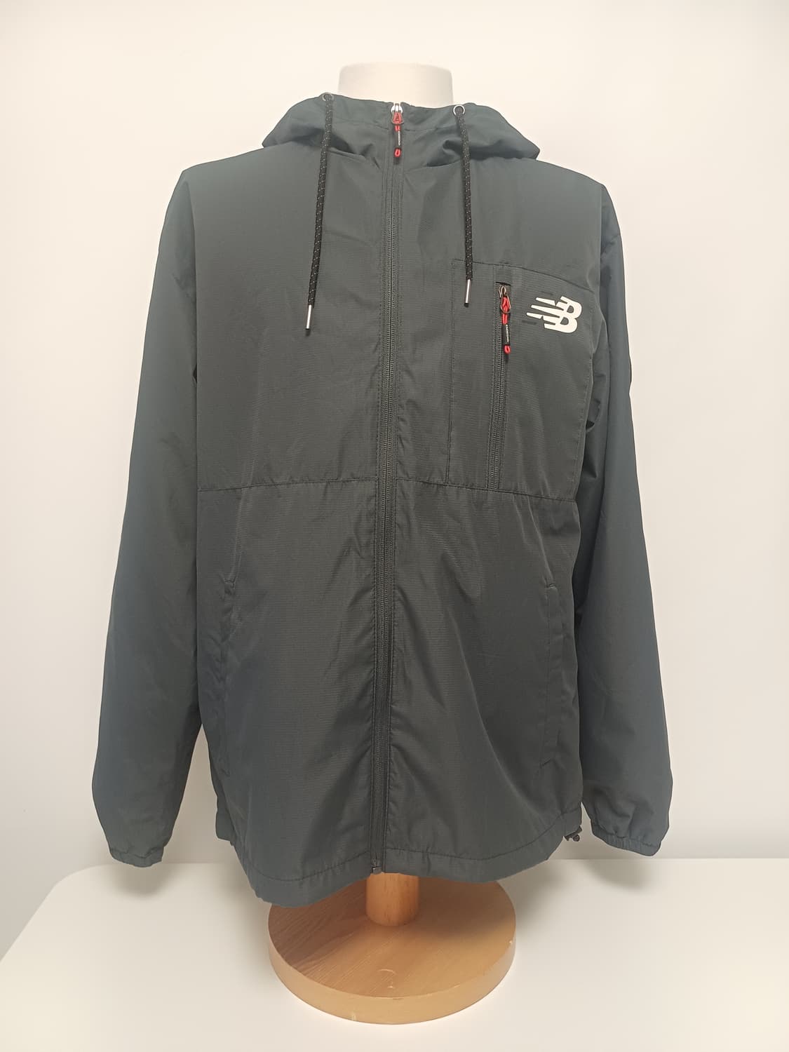 뉴발란스 후드 바람막이 블랙 / L(100) 상품이미지1