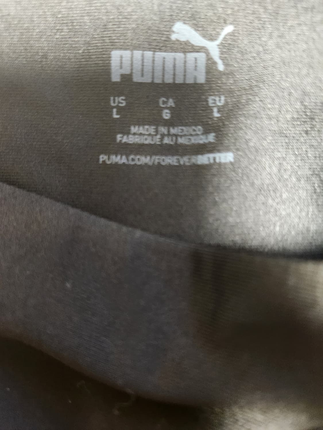 푸마  블랙 레깅스 남성용 반바지 사이즈L(미사용)

속바지나 자전거 바 상품이미지4