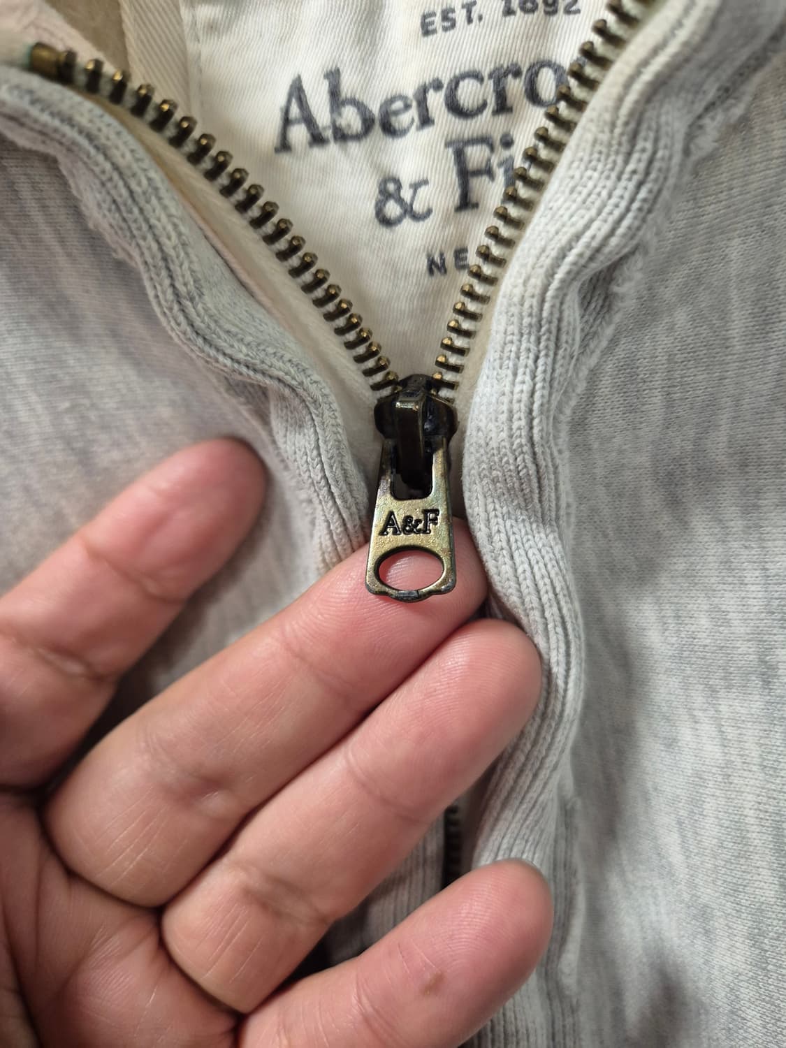 아베크롬비 Y2K 대장급 멜란지그레이 반집업 후드티(상태A급) 상품이미지2