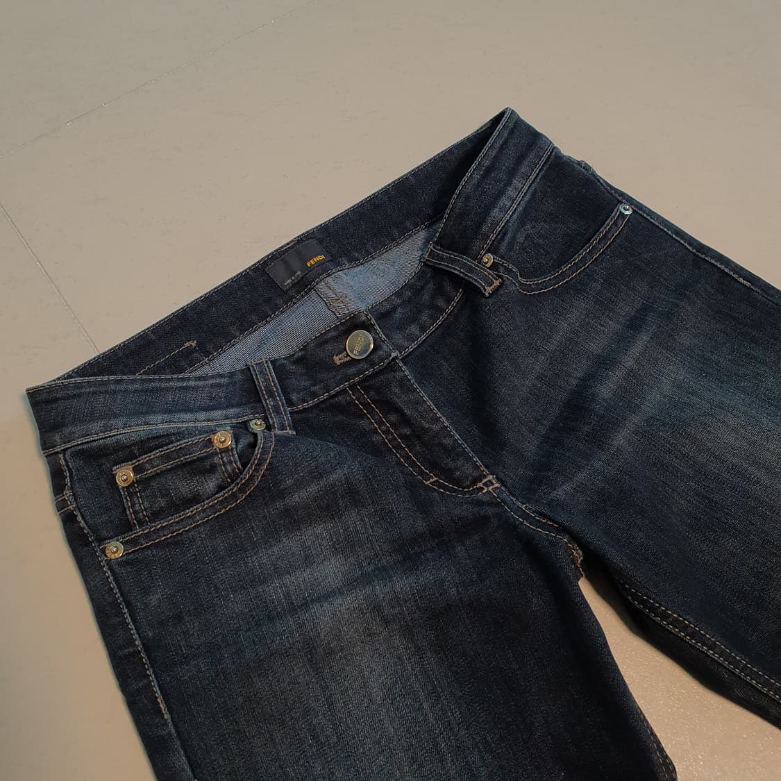 펜디 부츠컷 여성 데님 상품이미지1