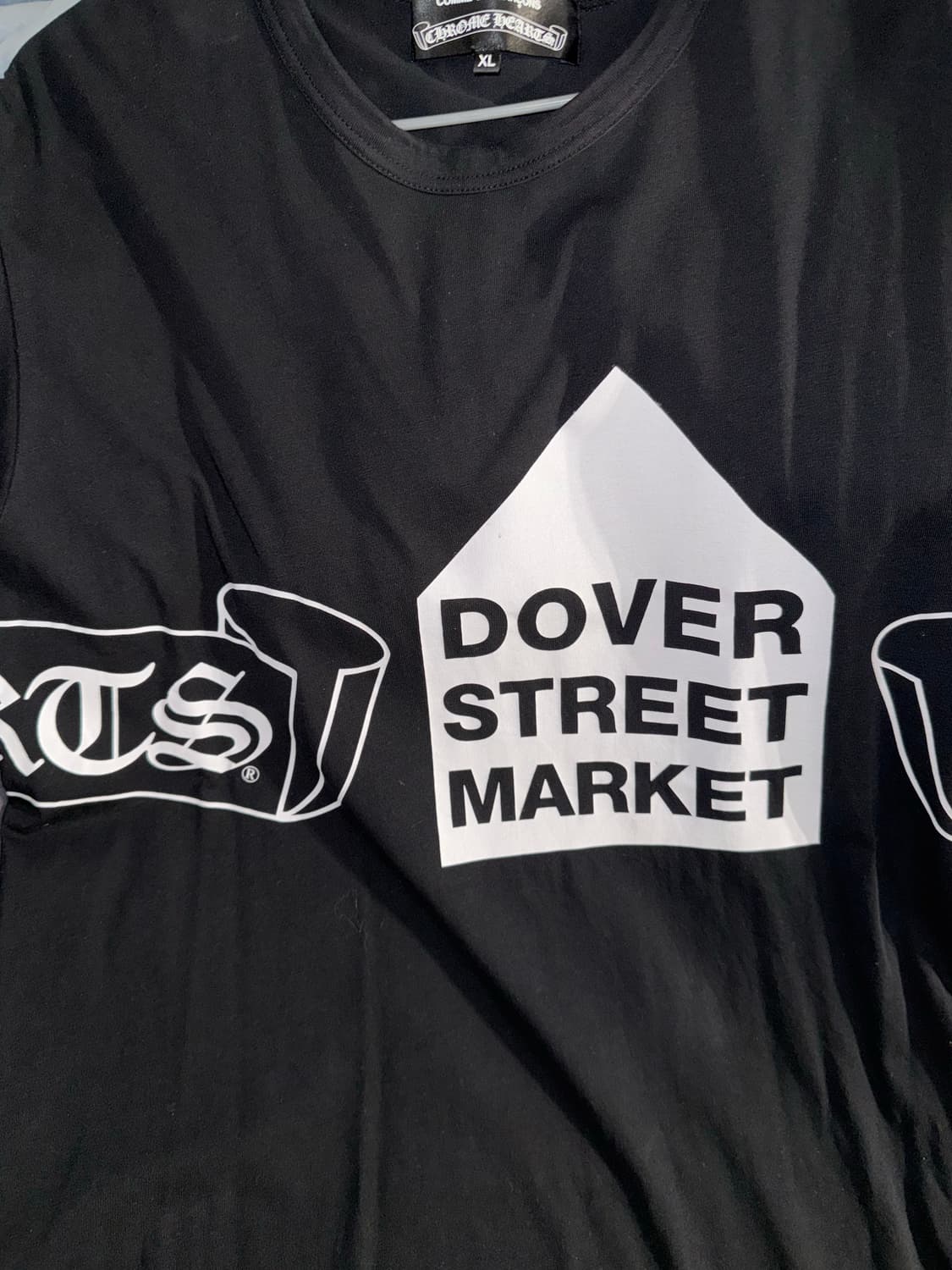 크롬하츠 꼼데가르송 도버 스트리트 마켓 블랙 반팔 티셔츠 상품이미지4