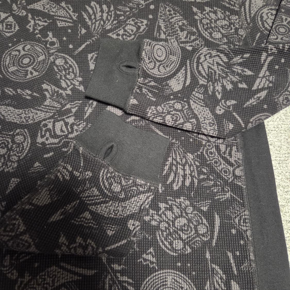 Resonate 빈티지 반다나패턴 니트 L(100) 상품이미지4