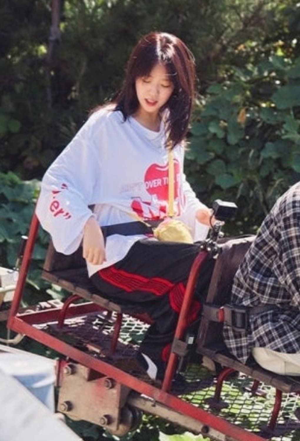 니들스 x LHP 트랙 팬츠 폴리 스무스 블랙 레드 상품이미지3