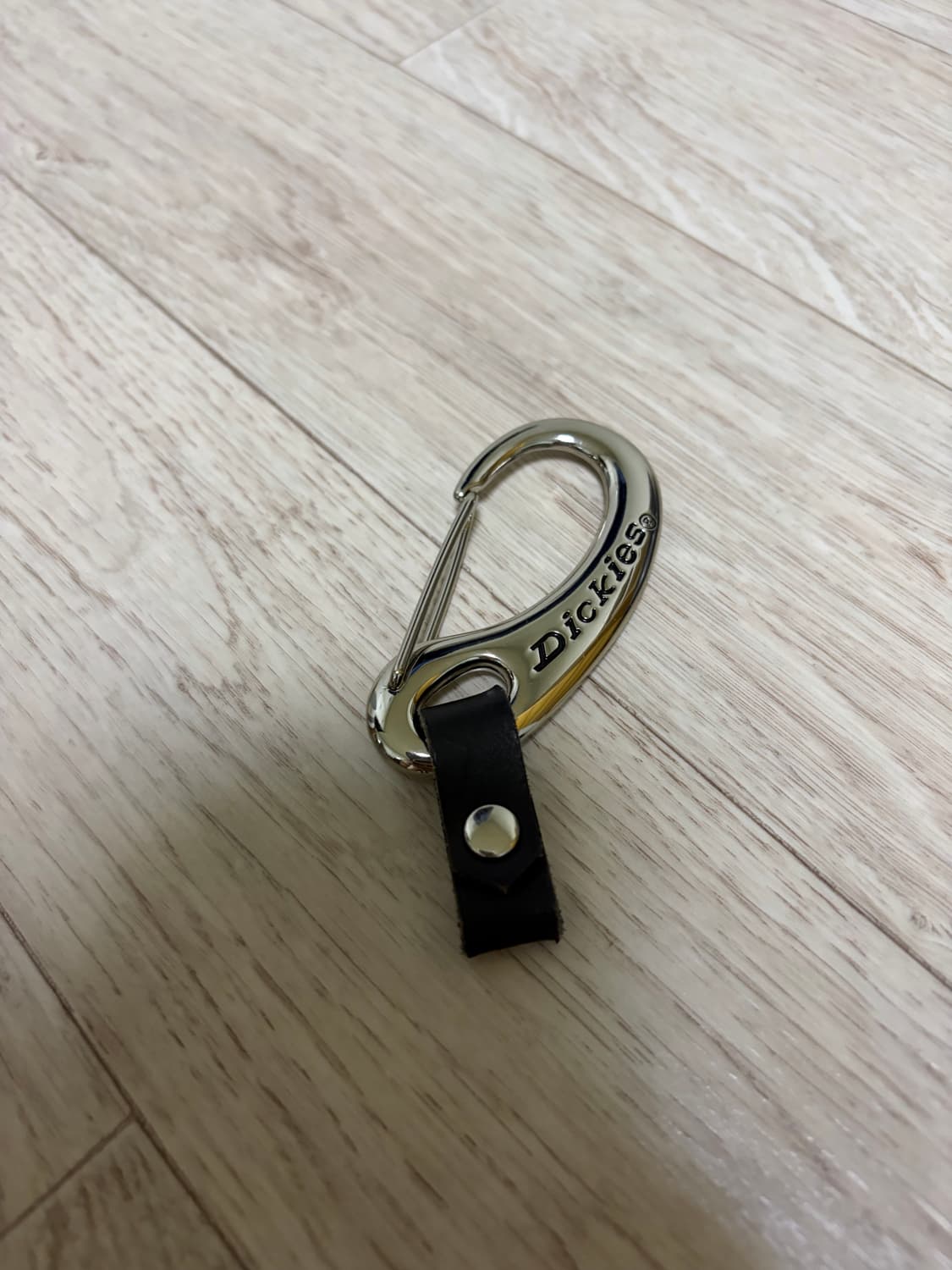 디키즈 카라비너 가죽 키링 상품이미지1