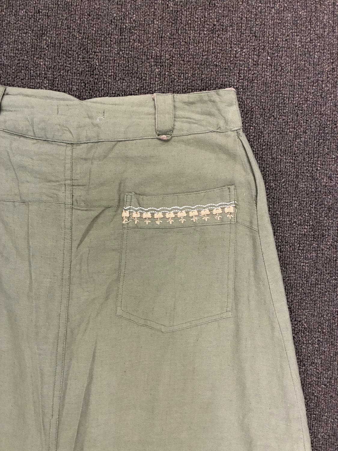 OS)wardrobe 빈티지 여성 꽃 펀칭 디테일 롱 스커트 상품이미지7