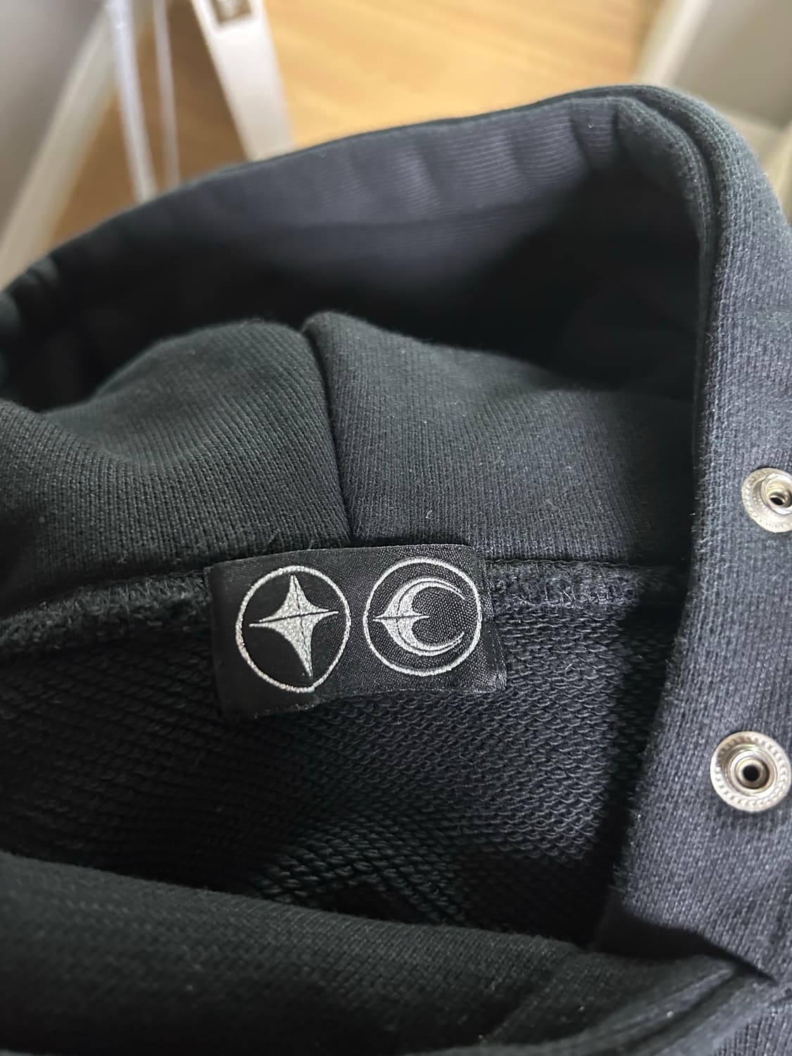 떠그클럽 엠블럼 후드티 상품이미지7