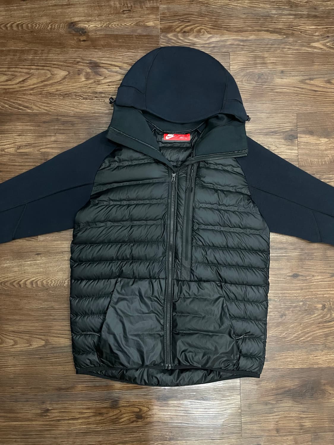 나이키 테크 플리스 에어로로프트 800 구스다운 자켓 블랙 상품이미지2