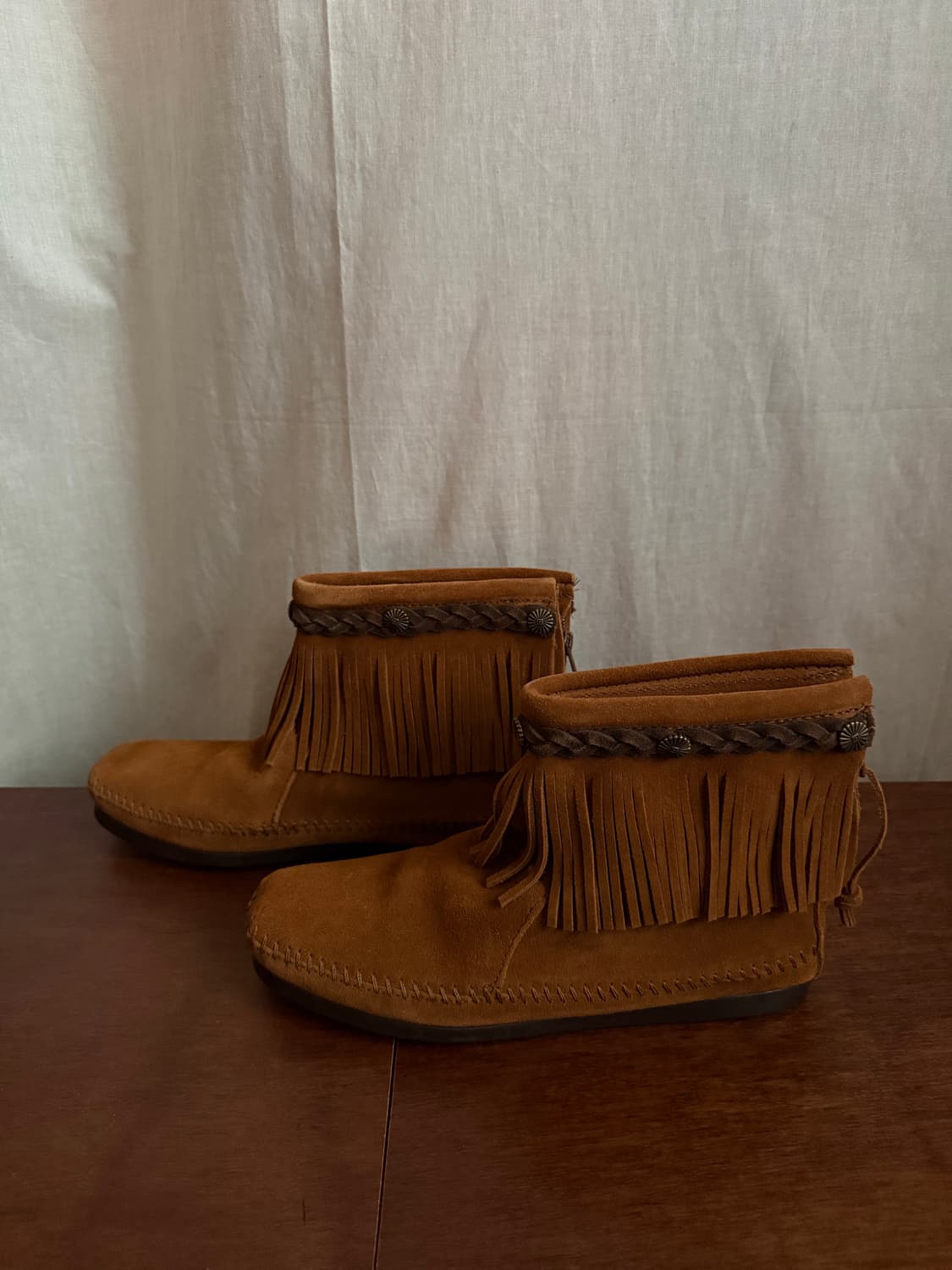 MINNETONKA   fringe suede boots 상품이미지1