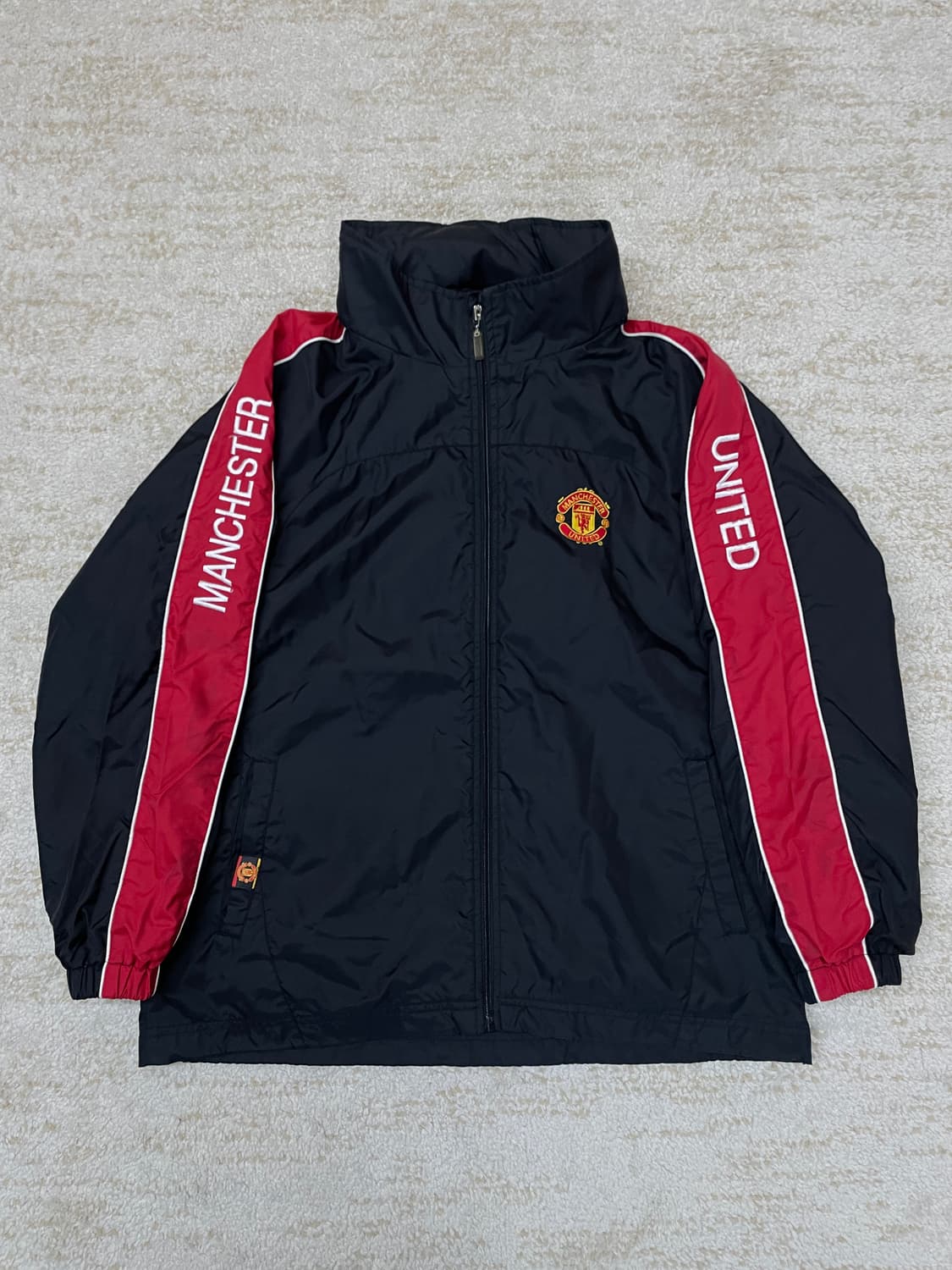 [L] 00s 맨체스터 유나이티드 공식 트레이닝 윈드브레이커 자켓 상품이미지1