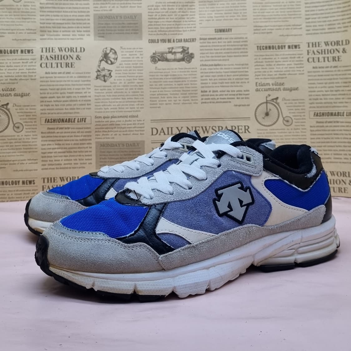 데상트 부메랑 블루 남성운동화265 상품이미지1