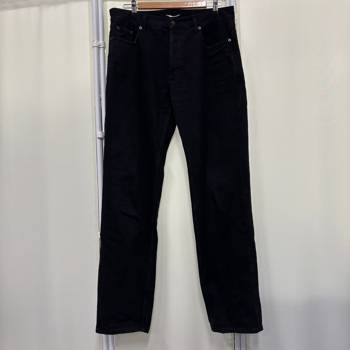 생 로랑 스트레이트 데님 진 상품이미지1