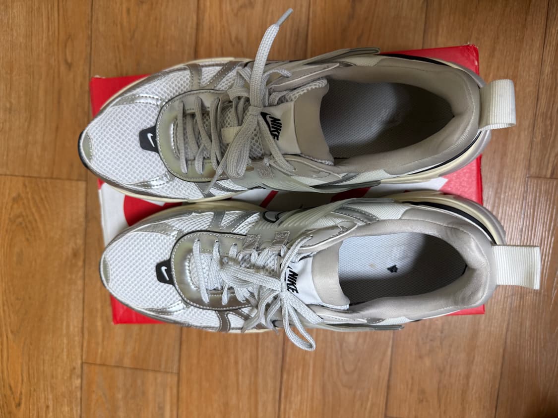 [285] Nike 나이키 V2K RUN 상품이미지2