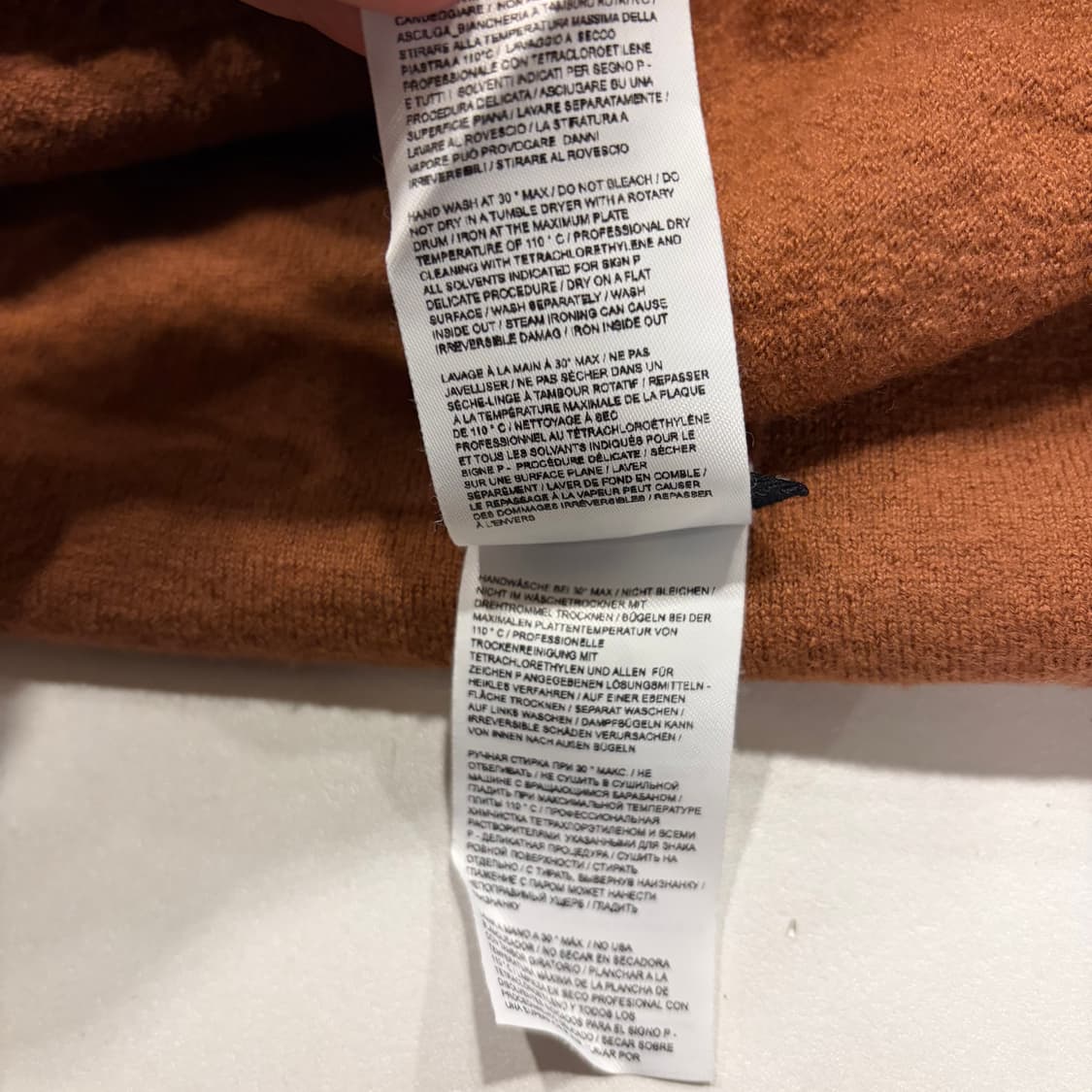 [XL] 22FW 비비안웨스트우드 아콘 니트 가디건 B329 상품이미지10