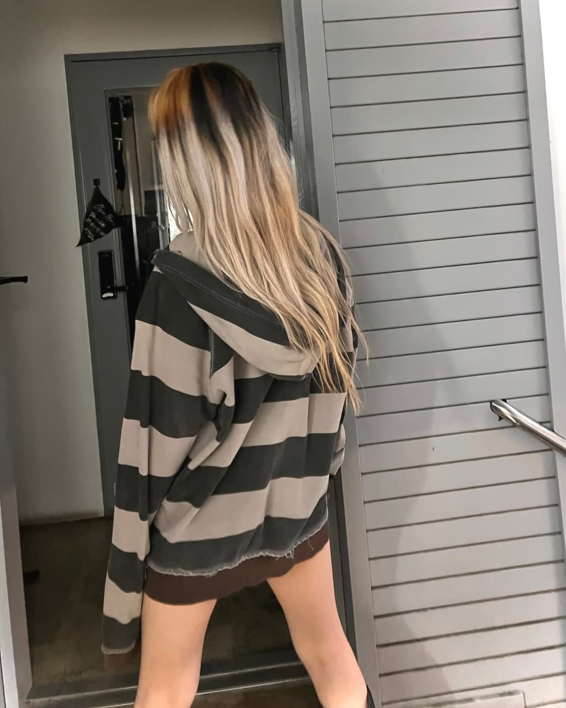 그런지 무드 스트라이프 후드집업 상품이미지5