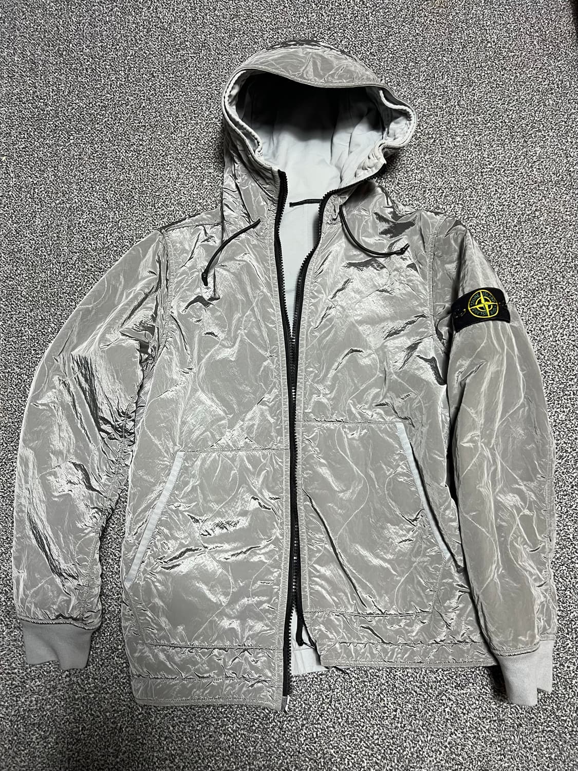 스톤아일랜드 후드 자켓 (그레이 M) 상품이미지1