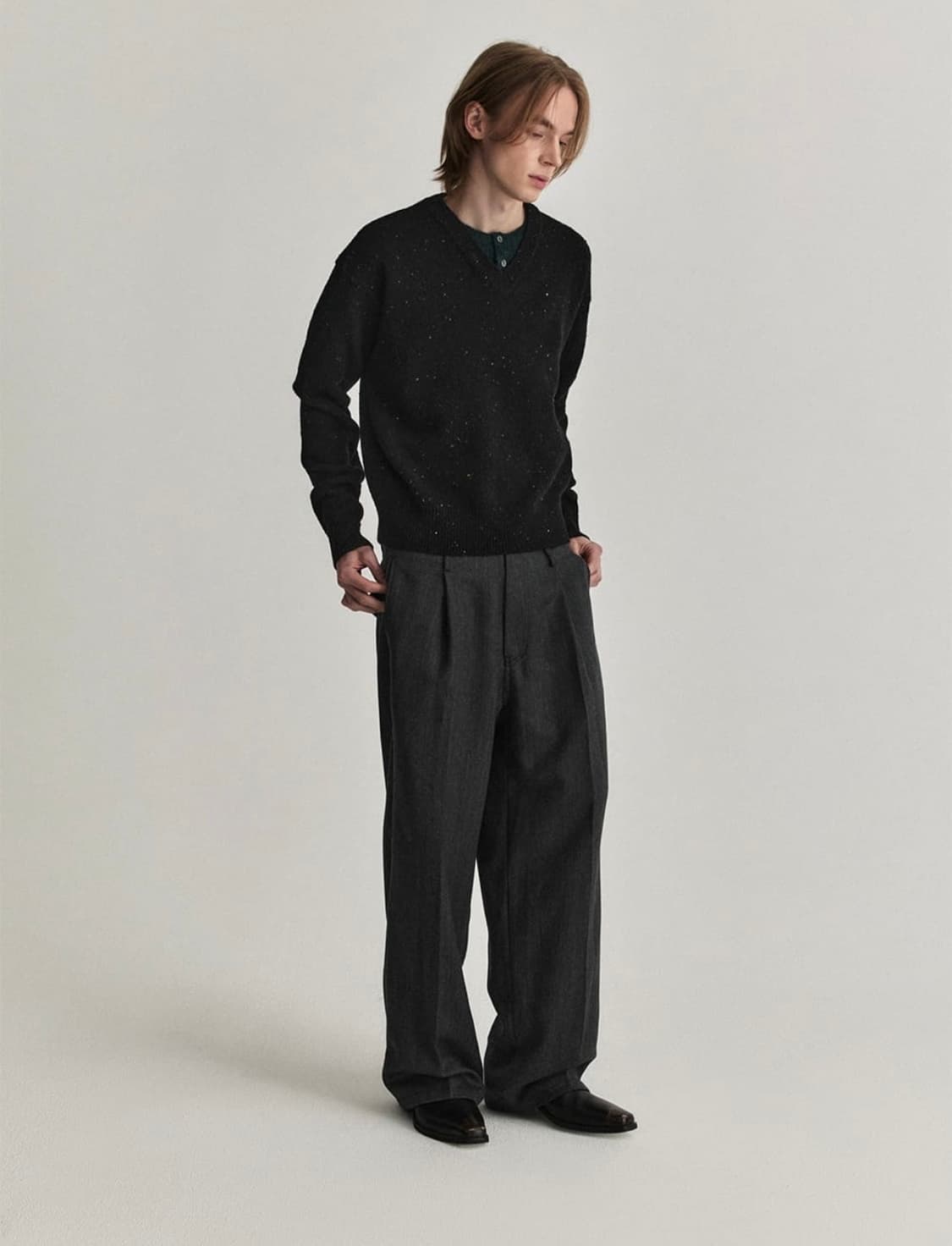 웨이비니스 헨리 오버 브이넥 니트 블랙그린 2 상품이미지3