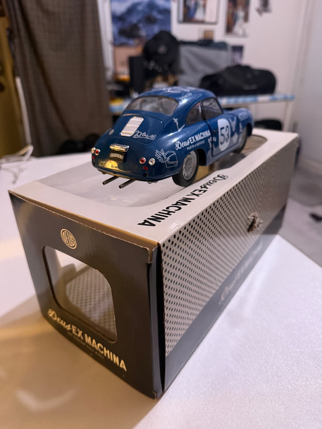 데우스 X Solido 포르셰 356 / 1/18 Led 커스텀 모델 상품이미지6