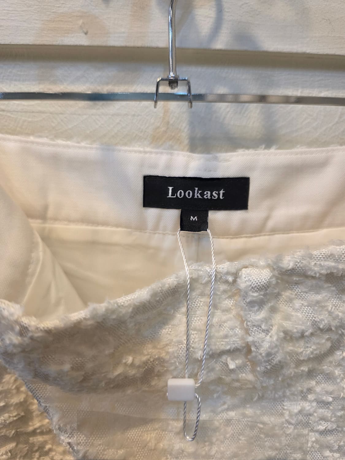 룩캐스트 베니 미디 자가드 스커트 아이보리 상품이미지1