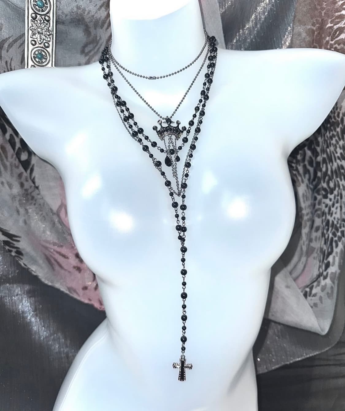 블랙 드롭 목걸이 상품이미지1