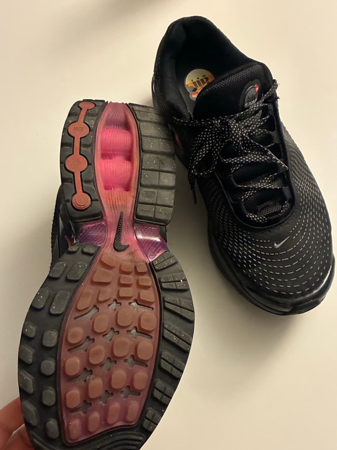 나이키 에어맥스 Dn 블랙 라이트 크림슨260 상품이미지3