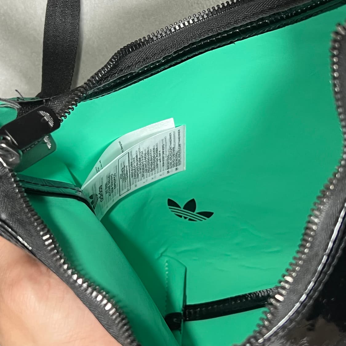 [새상품] 아디다스 미니 에어라이너 호보백 블랙 상품이미지4