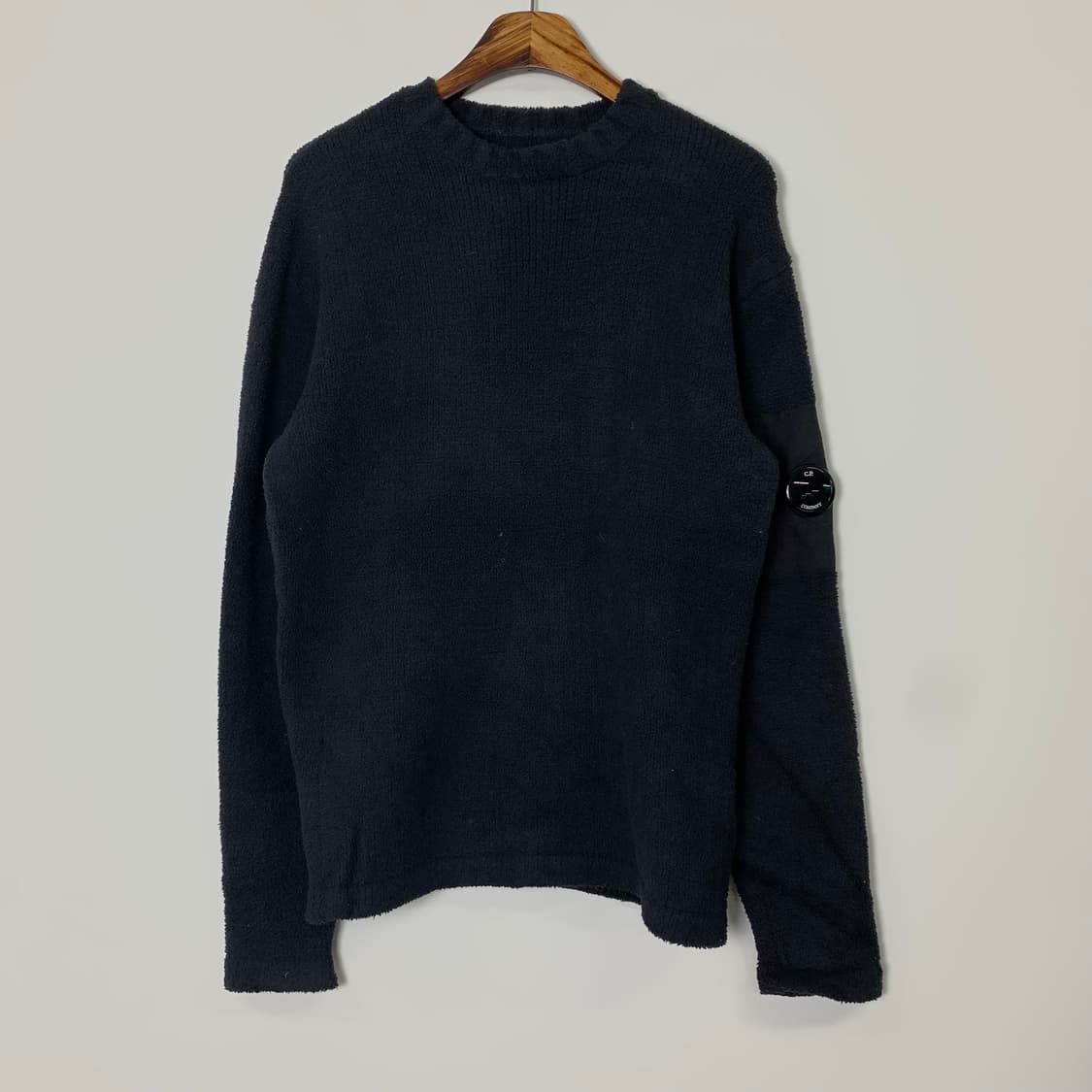 Cp컴퍼니 렌즈 블랙 부클 니트 상품이미지2