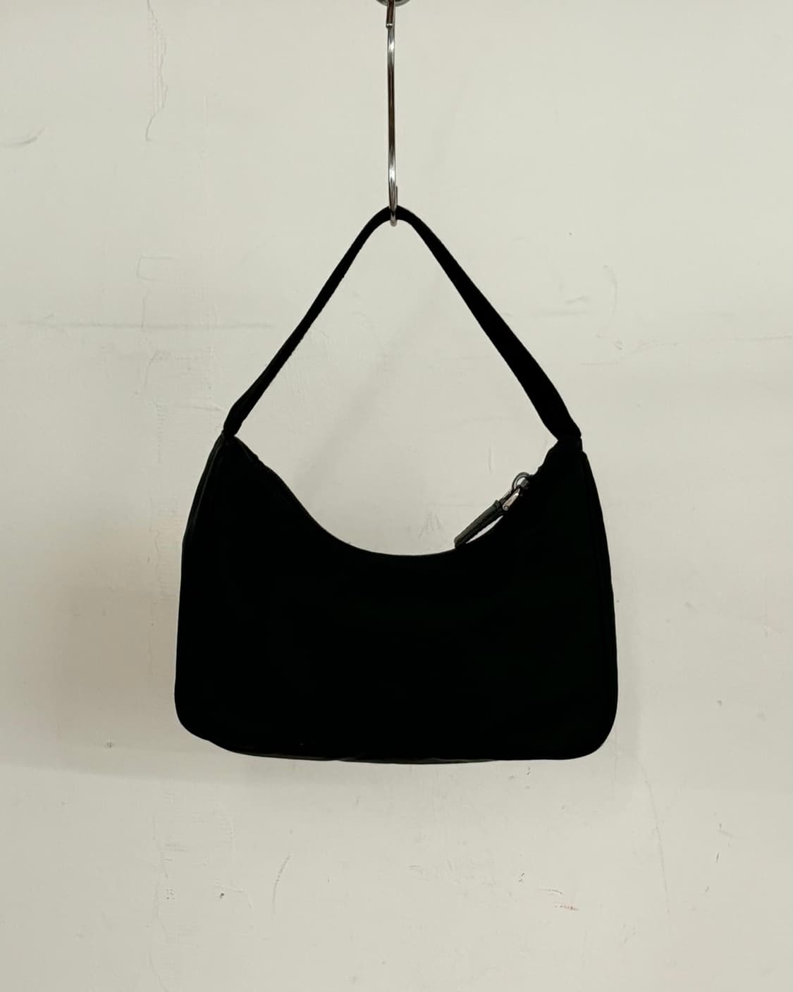 프라다 나일론 미니 호보백 상품이미지4