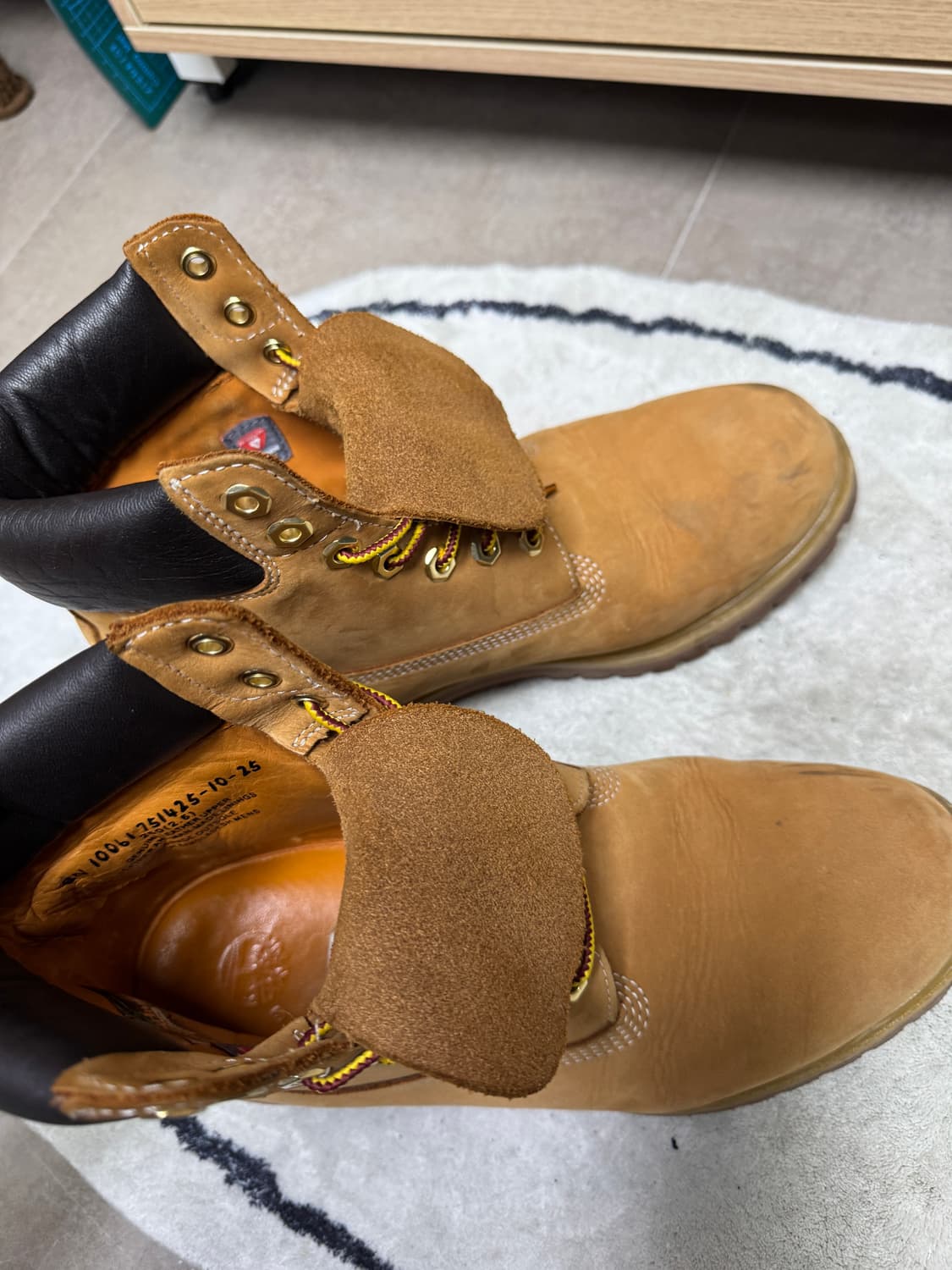 팀버랜드 6인치 프리미엄 워터프루프 위트 누벅 와이드 상품이미지5