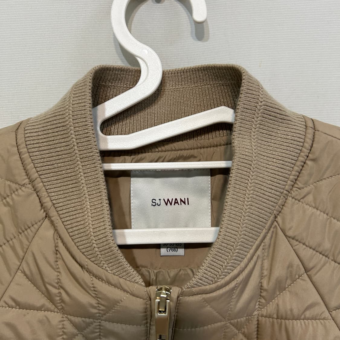 손정완 SJ와니 2025 퀄팅 점퍼 66 상태최상 상품이미지2