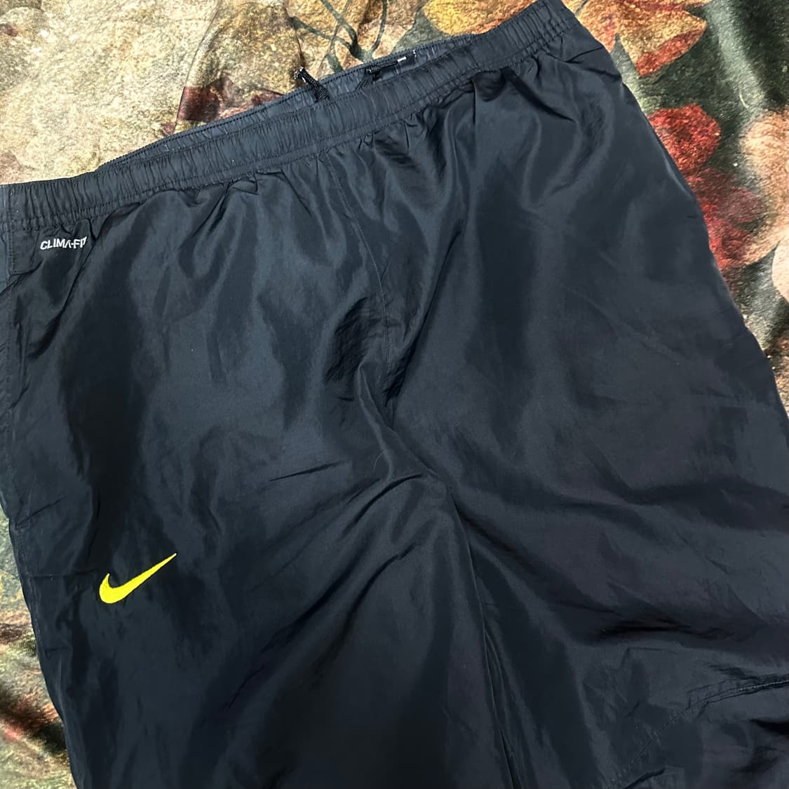 나이키 빈티지 옐로우스티치 블랙트랙팬츠 XL 상품이미지2