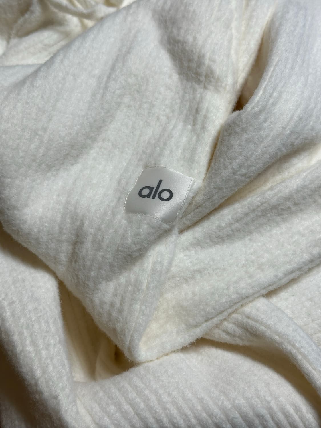 새상품) alo 알로 플러피 니트 팬츠 바지 상품이미지1