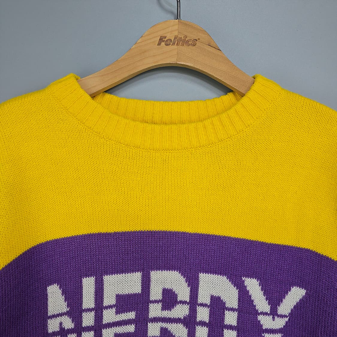 널디(Nerdy) 배색 로고 니트 L 상품이미지2