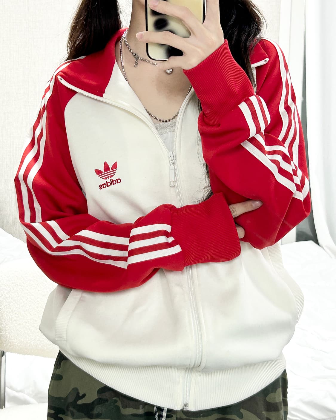 아디다스 자수로고 흰빨 져지 상품이미지1