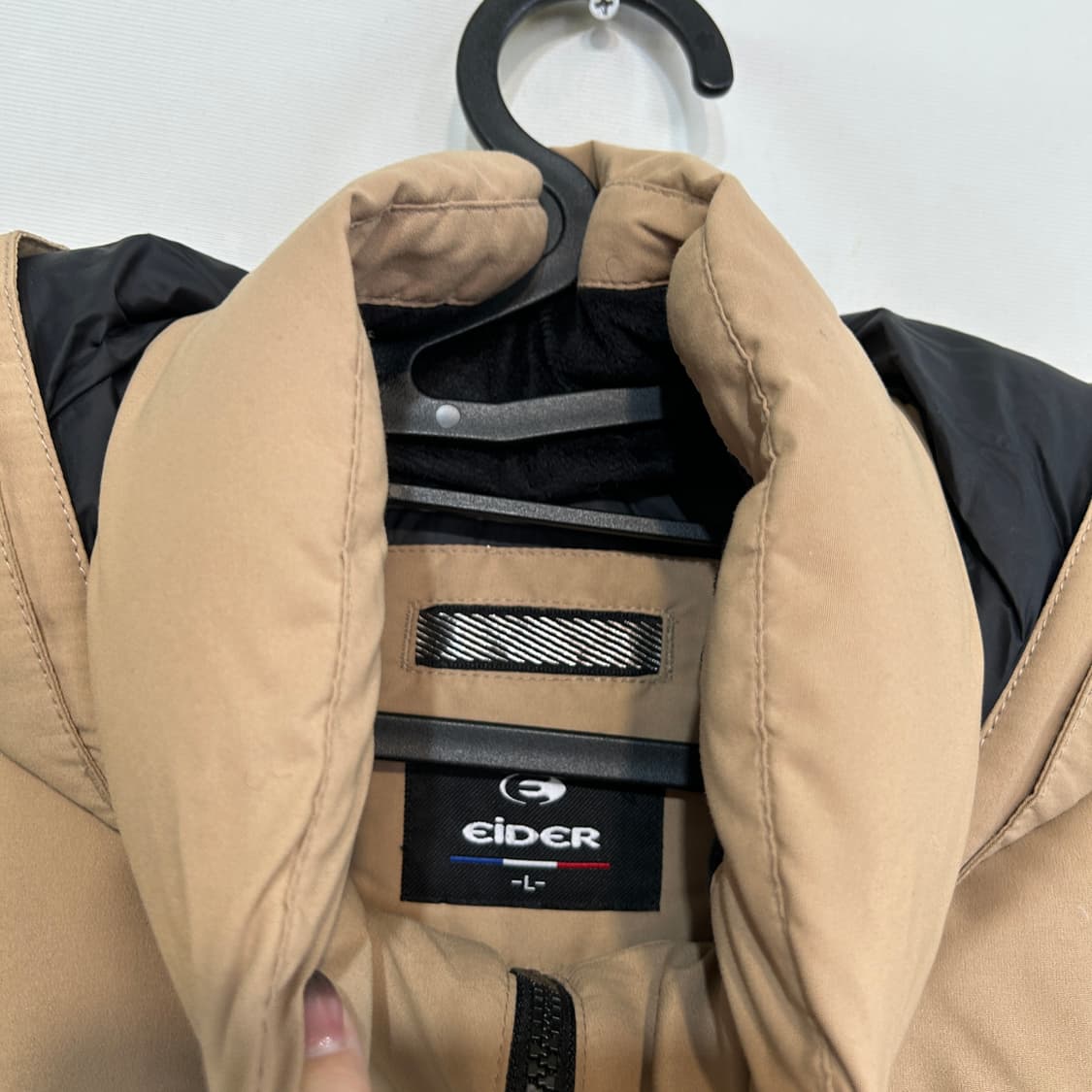 아이더 남성 구스다운 패딩 100 베이지 상태최상 상품이미지2